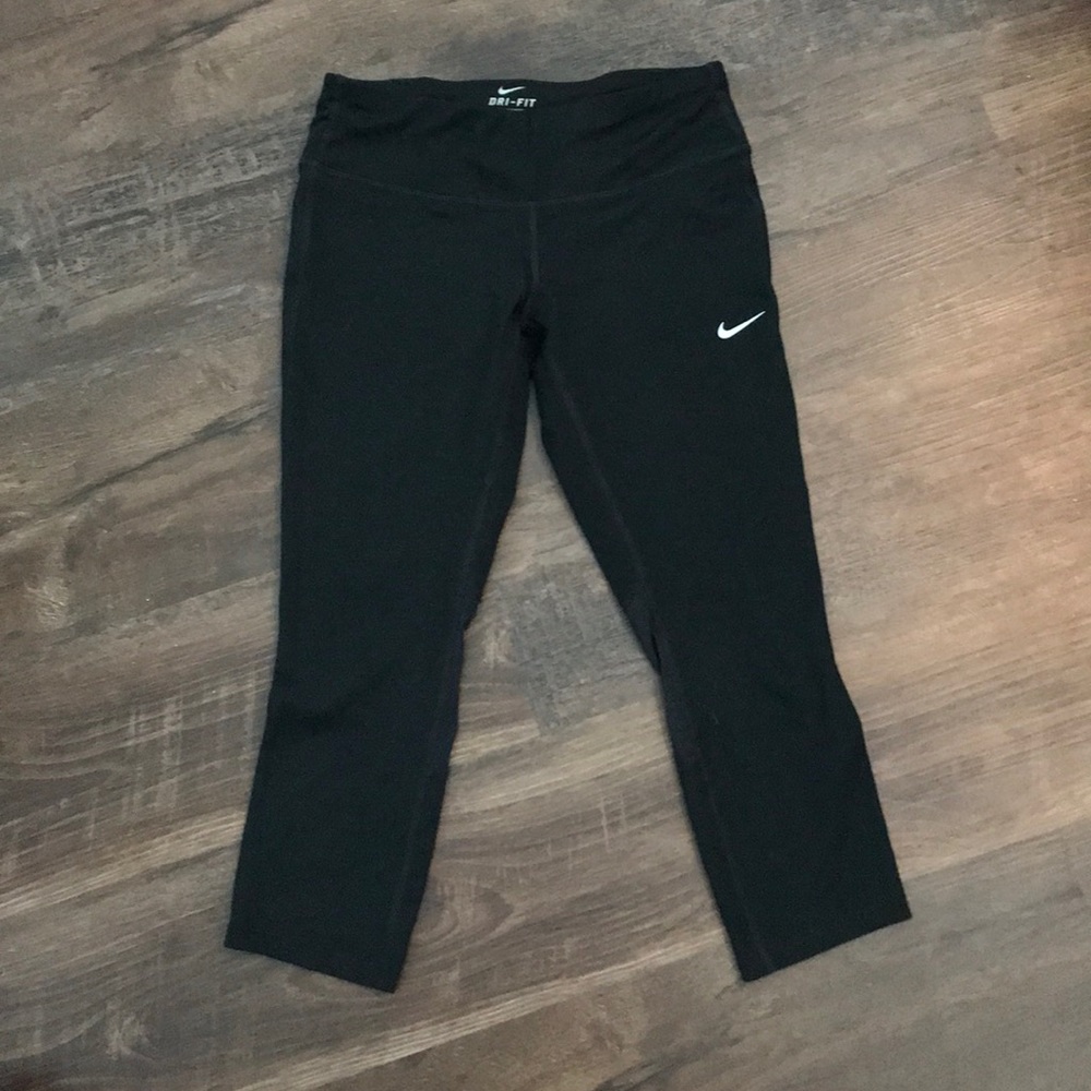 Athletic leggings